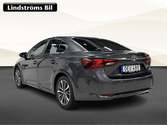 Toyota Avensis 4 of 21
