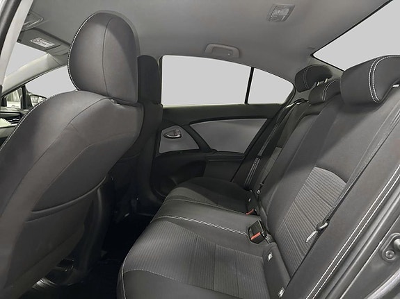 Toyota Avensis 11 of 21