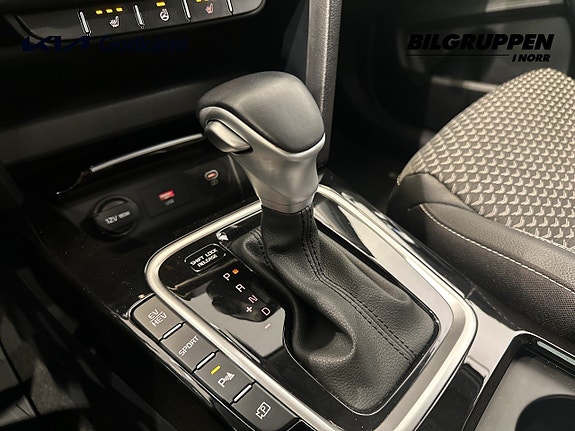 Kia XCeed 12 of 16
