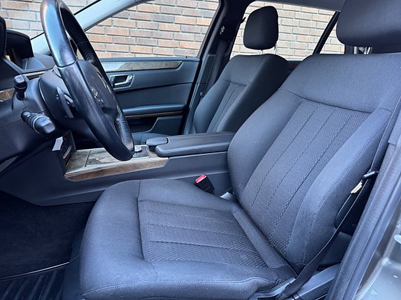 Mercedes-Benz E350 10 of 24