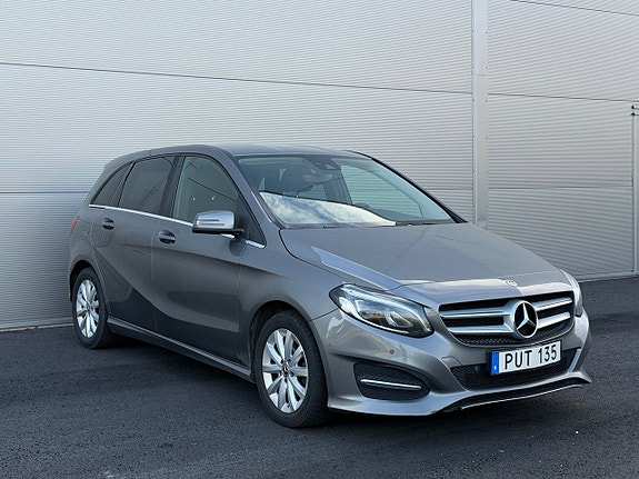 Mercedes-Benz B200 d 8 of 14