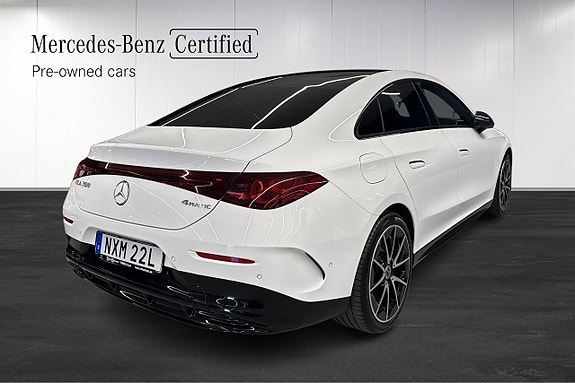 Mercedes-Benz CLA350 4 of 11