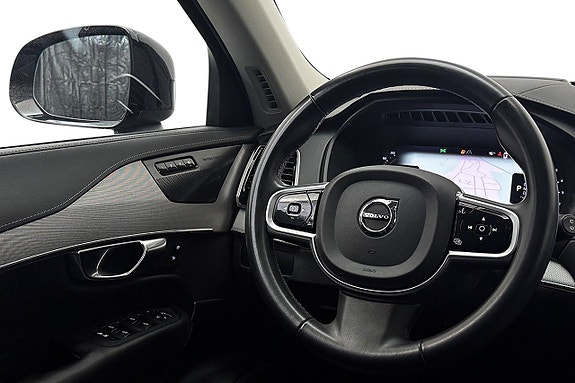 Volvo XC90 21 of 30