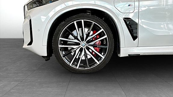 BMW X5 9 of 13