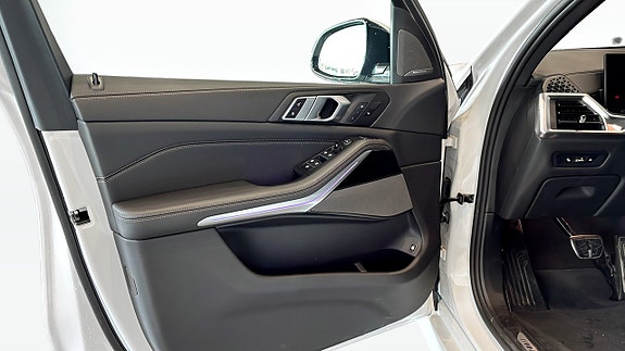 BMW X5 11 of 13