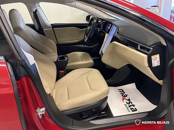 Tesla Model S 8 of 18