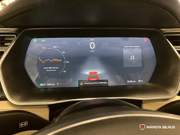 Tesla Model S 16 of 18