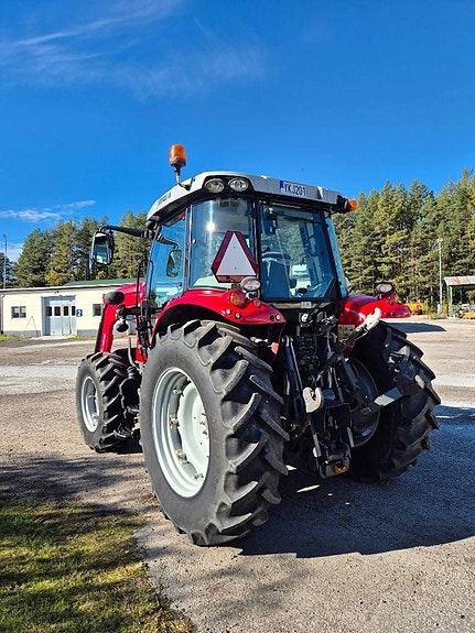 Massey Ferguson 5609 4 of 7