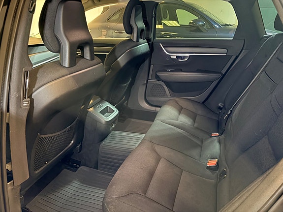 Volvo V90 18 of 19