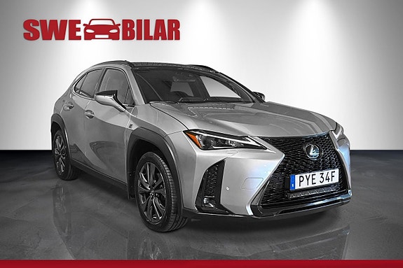 Lexus UX250h 3 of 24