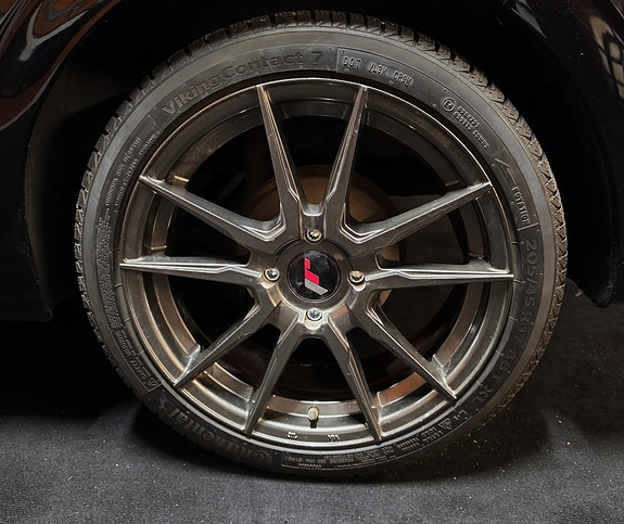 Peugeot 208 21 of 21