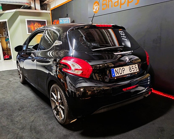 Peugeot 208 6 of 21