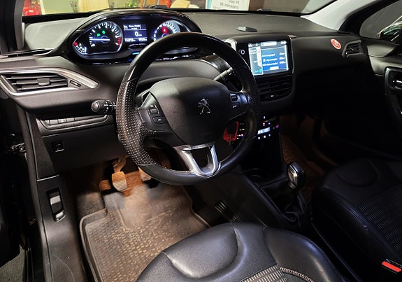 Peugeot 208 9 of 21