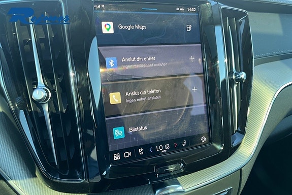 Volvo XC60 11 of 22