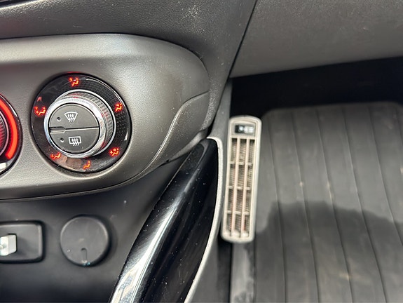 Opel Corsa 23 of 26