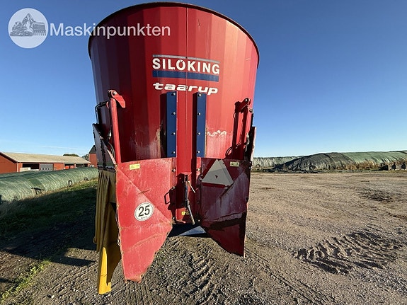 Mixervagn Taarup siloking duo 28 6 of 27