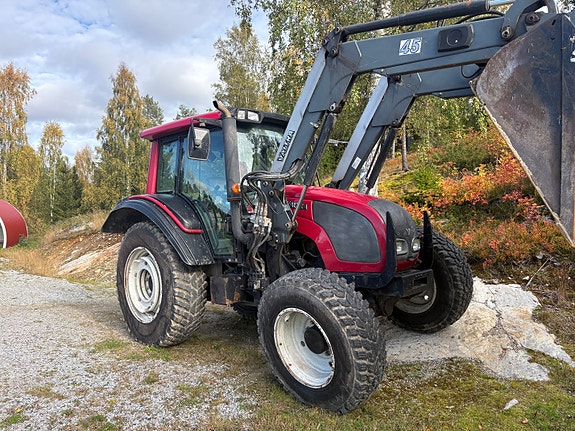 Valtra N92 Hitech 2 of 4