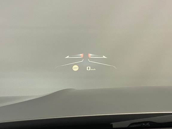 BMW i4 3 of 11