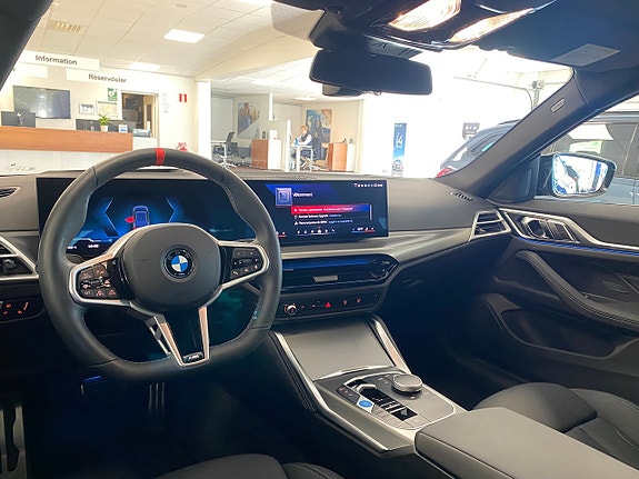 BMW i4 6 of 11