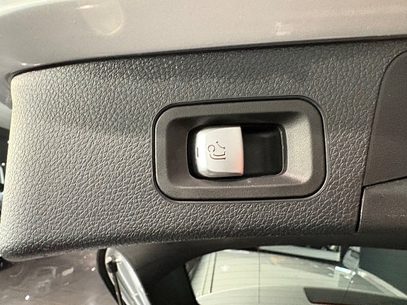Mercedes-Benz C300 d 9 of 19