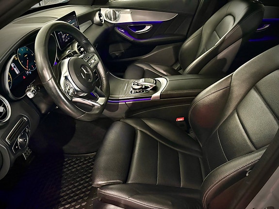 Mercedes-Benz C300 d 4 of 19
