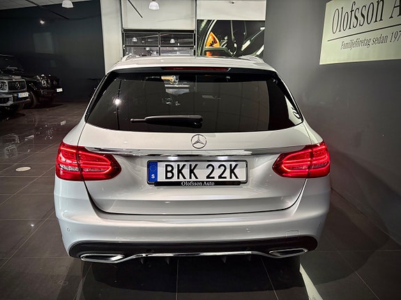 Mercedes-Benz C300 d 17 of 19