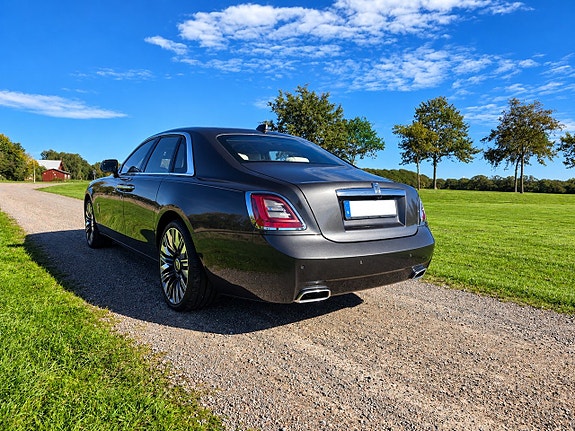 Rolls Royce Ghost 7 of 17