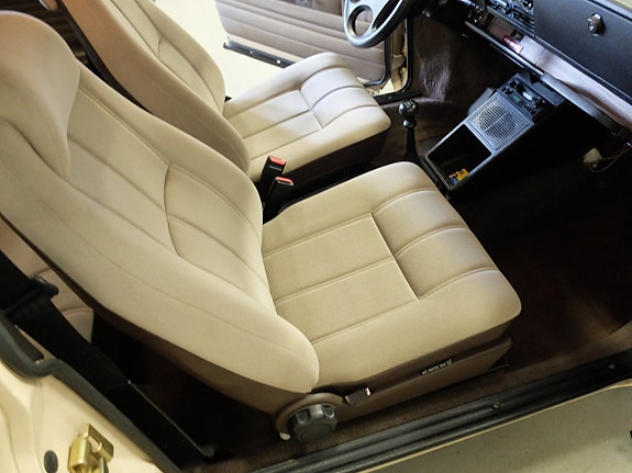 Saab 90 16 of 18