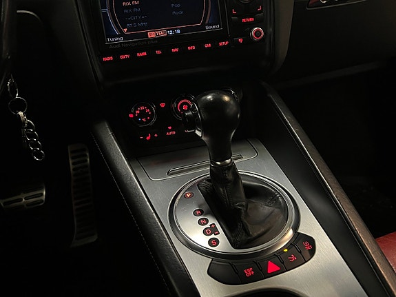 Audi TT Coupé 3.2 V6 Quattro Automat Proline Dragkrok A-Traktor 25 of 25