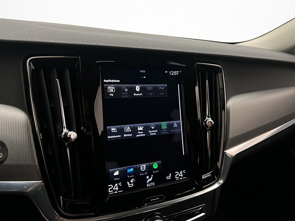 Volvo V90 Cross Country 22 of 30