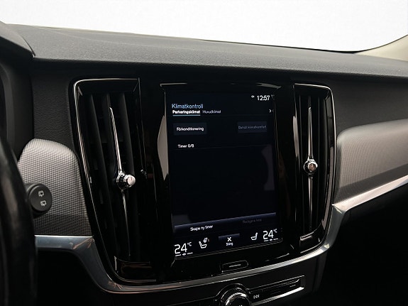 Volvo V90 Cross Country 17 of 30