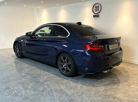 BMW 220d 3 of 20