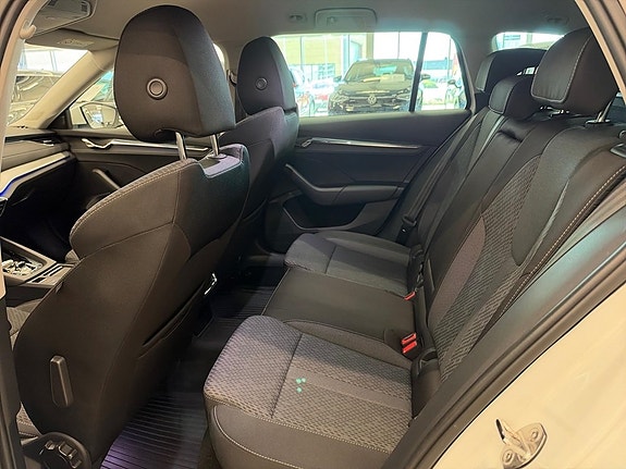 Skoda Octavia 8 of 9