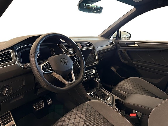 Volkswagen Tiguan Allspace 9 of 18