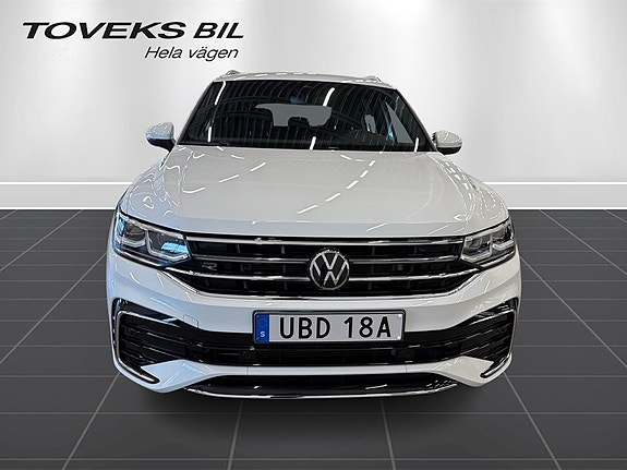 Volkswagen Tiguan Allspace 3 of 18