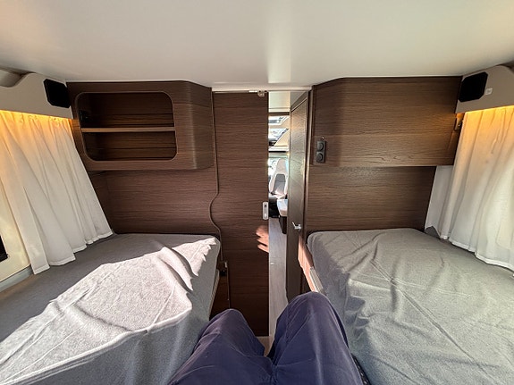 Adria CORAL SUPREME 670 SL Långbäddar - Alde Dieselpanna - 180hk&Automat - Lyxig! 20 of 24