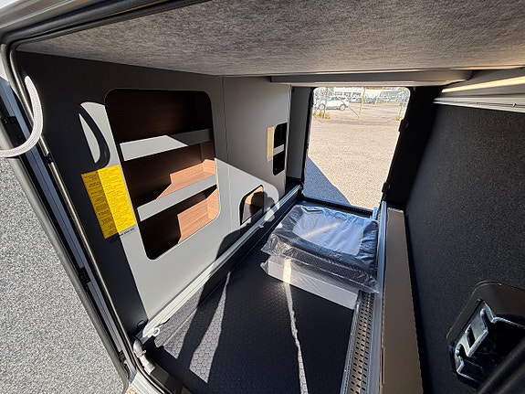 Adria CORAL SUPREME 670 SL Långbäddar - Alde Dieselpanna - 180hk&Automat - Lyxig! 9 of 24