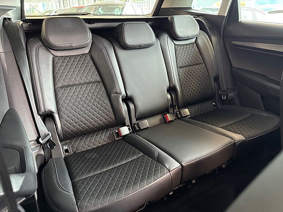 Skoda Karoq 13 of 25