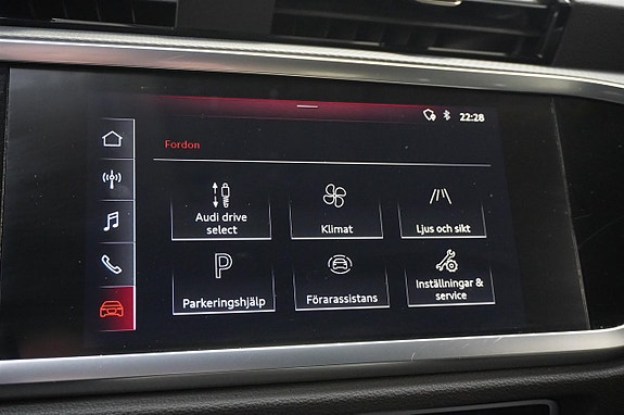 Audi Q3 10 of 17
