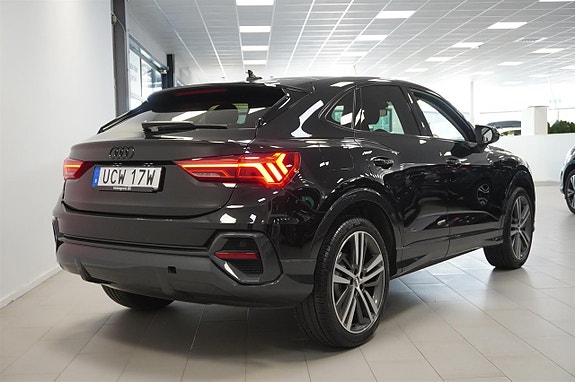 Audi Q3 4 of 17