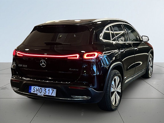 Mercedes-Benz EQA300 6 of 20