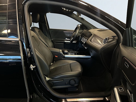 Mercedes-Benz EQA300 10 of 20