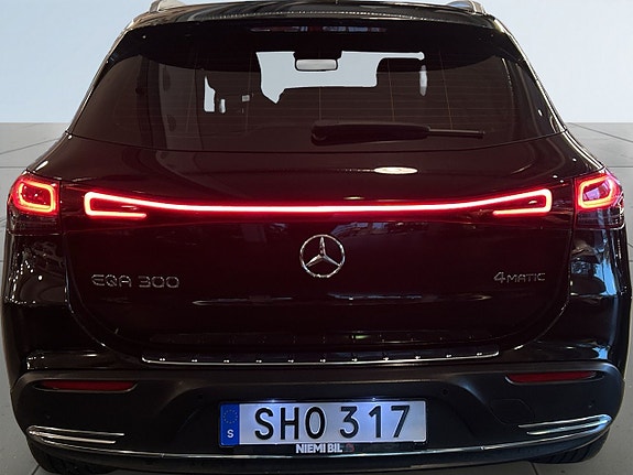 Mercedes-Benz EQA300 12 of 20
