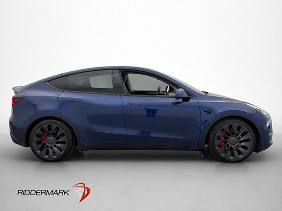 Tesla Model Y 5 of 30