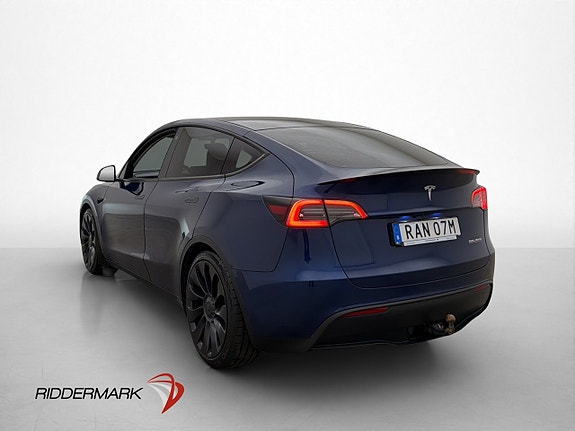 Tesla Model Y 9 of 30