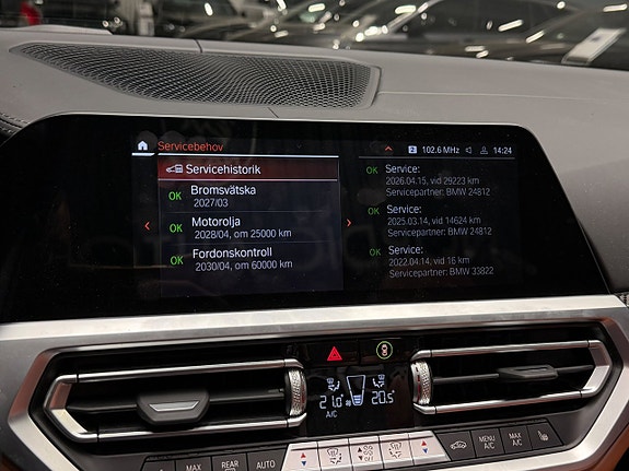 BMW M440i 24 of 29