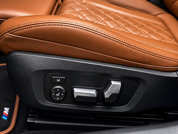 BMW M440i 13 of 29