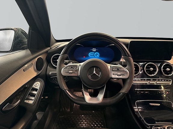 Mercedes-Benz C300 10 of 10