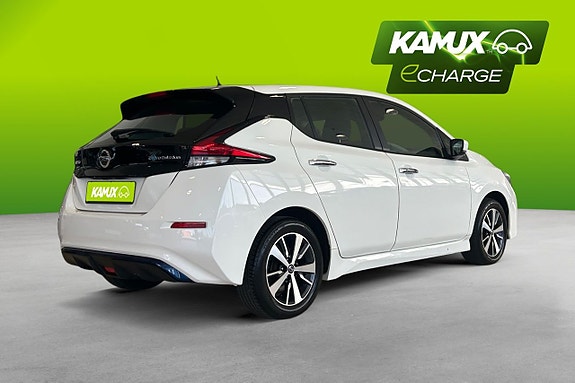 Nissan Leaf 4 of 26