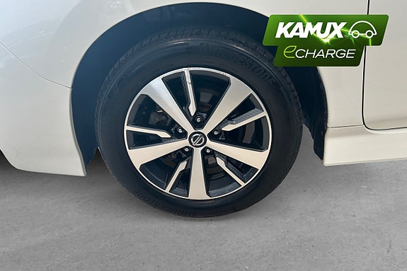 Nissan Leaf 8 of 26
